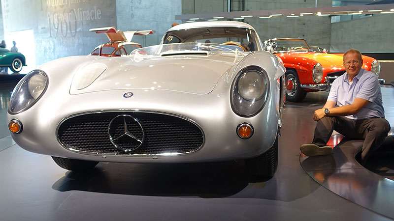 Automobile