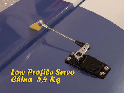 low profile servo